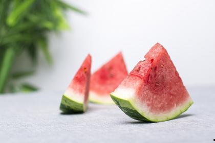 我梦见自己吃瓜,我梦中的瓜果盛宴