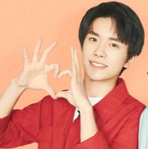 王源吃瓜表情,瓜王降临！