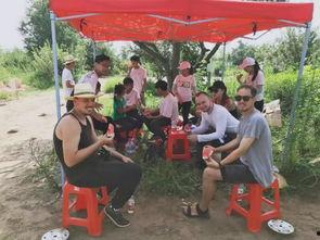 云南昆明高校吃瓜,一场别开生面的“吃瓜”盛宴