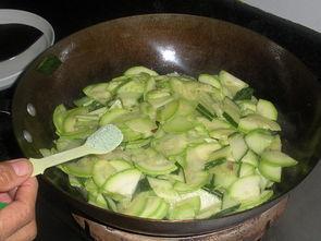 茭瓜黄瓜炒着吃,茭瓜黄瓜炒制秘籍