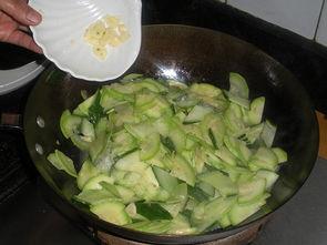 茭瓜黄瓜炒着吃,茭瓜黄瓜炒制秘籍