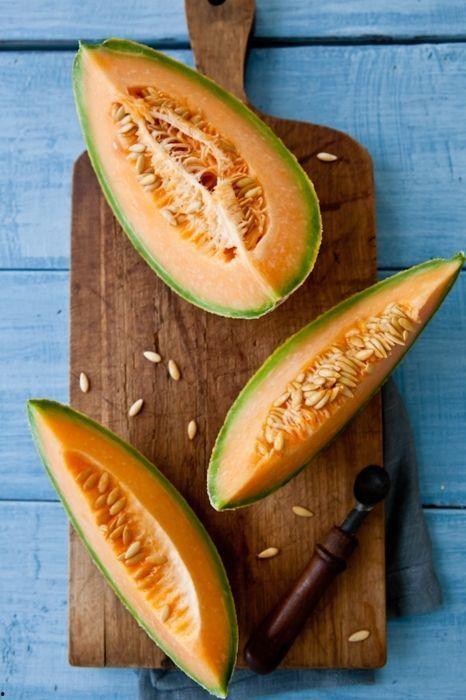 道边上吃瓜,街头小吃背后的文化韵味