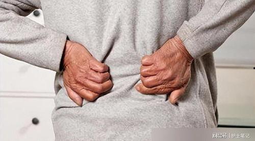 父子吃瓜中毒视频,警惕食品安全警钟长鸣